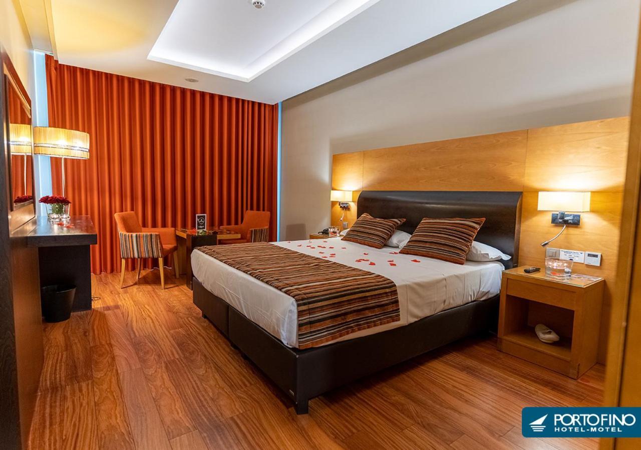 Motel Portofino Матозиньюш Экстерьер фото